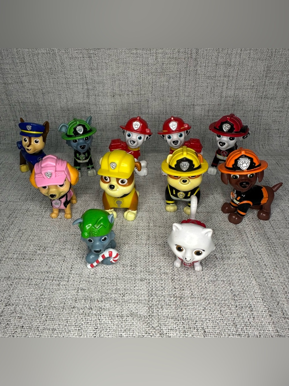 PAW Patrol Mini Figures Set - Colorful Puppy Characters